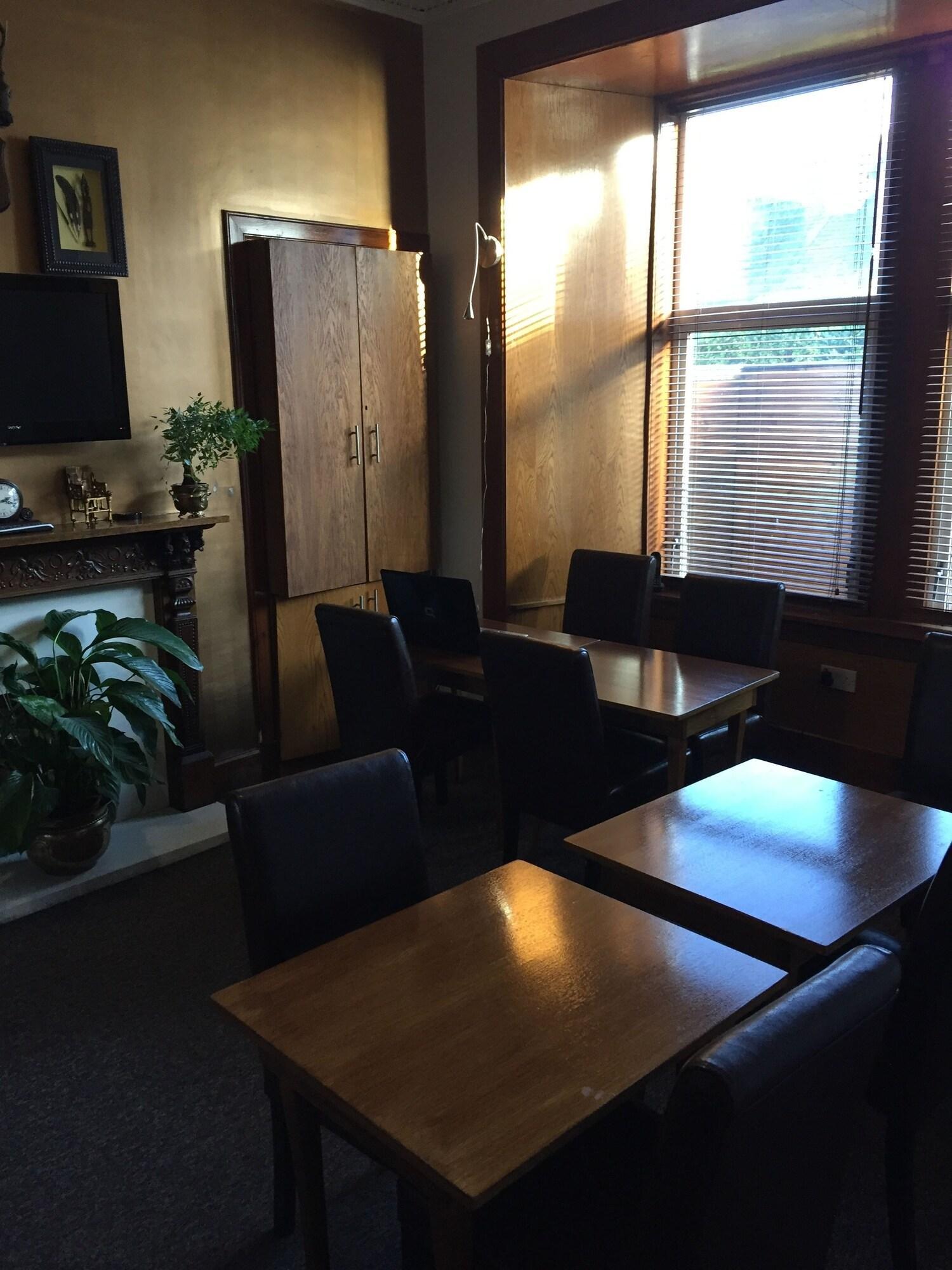 Gasthof Cambridge House 3*